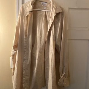 Saddlebred dress shirt used in great condition 18 1/2 37-38